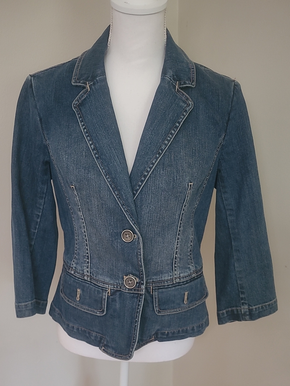 Talbots Classic Denim Jacket  12 PETITE